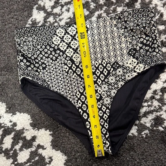 Women’s sunsets Venice seagrass textured Elsie top Capri bottom Bikini 34 G M - Picture 8 of 8